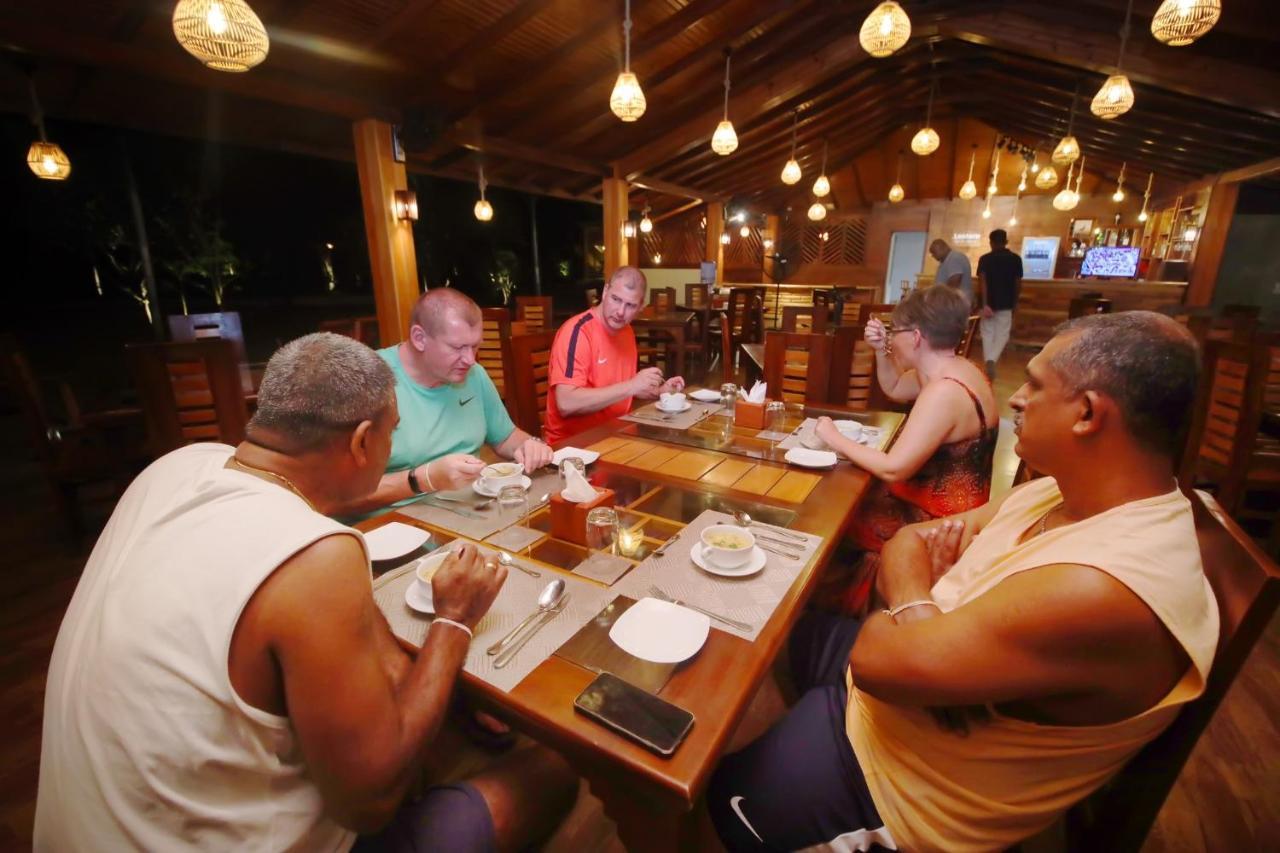 Horizon Kitesurfing Beach Resort Kalpitiya Exterior photo