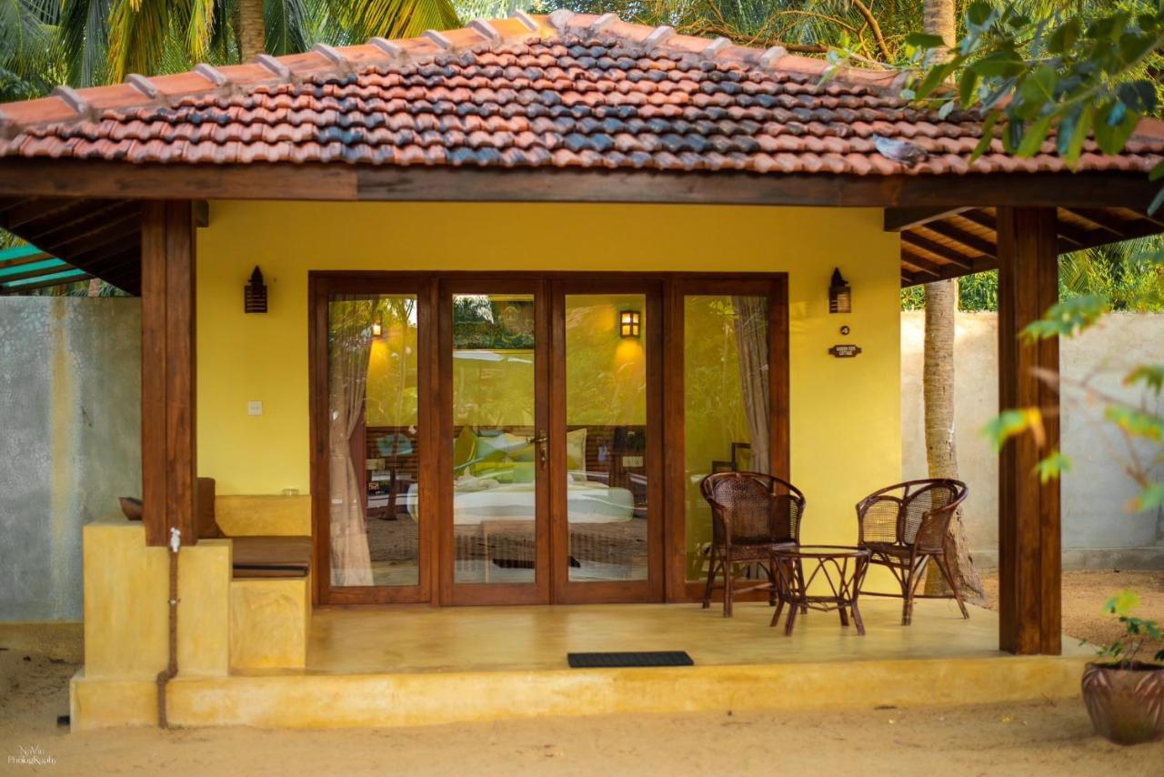 Horizon Kitesurfing Beach Resort Kalpitiya Exterior photo