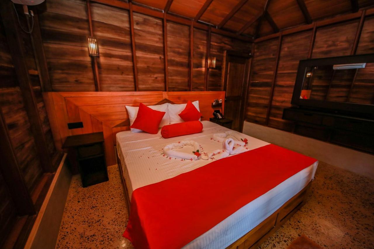 Horizon Kitesurfing Beach Resort Kalpitiya Exterior photo